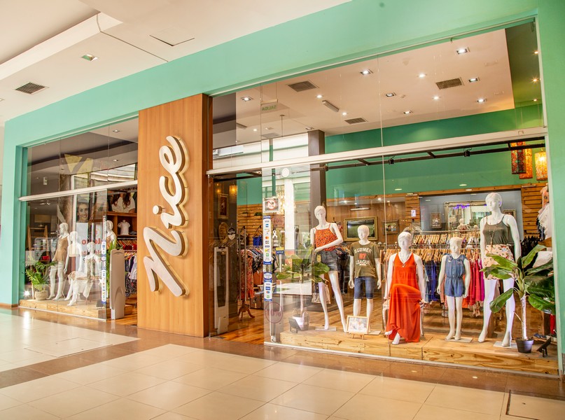 Shopping Pinedo